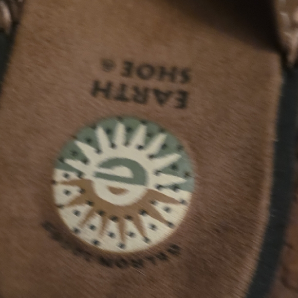 Earth Origins Women's Brown Slide Sandals - Picture 3 of 8